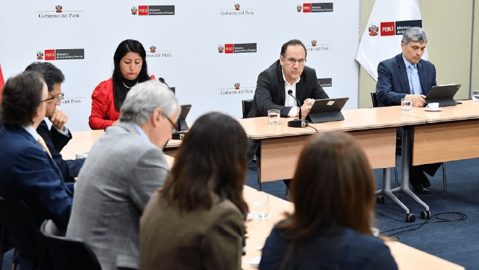 Perú busca inversión Eco-Friendly: MEF y gremios en diálogo clave