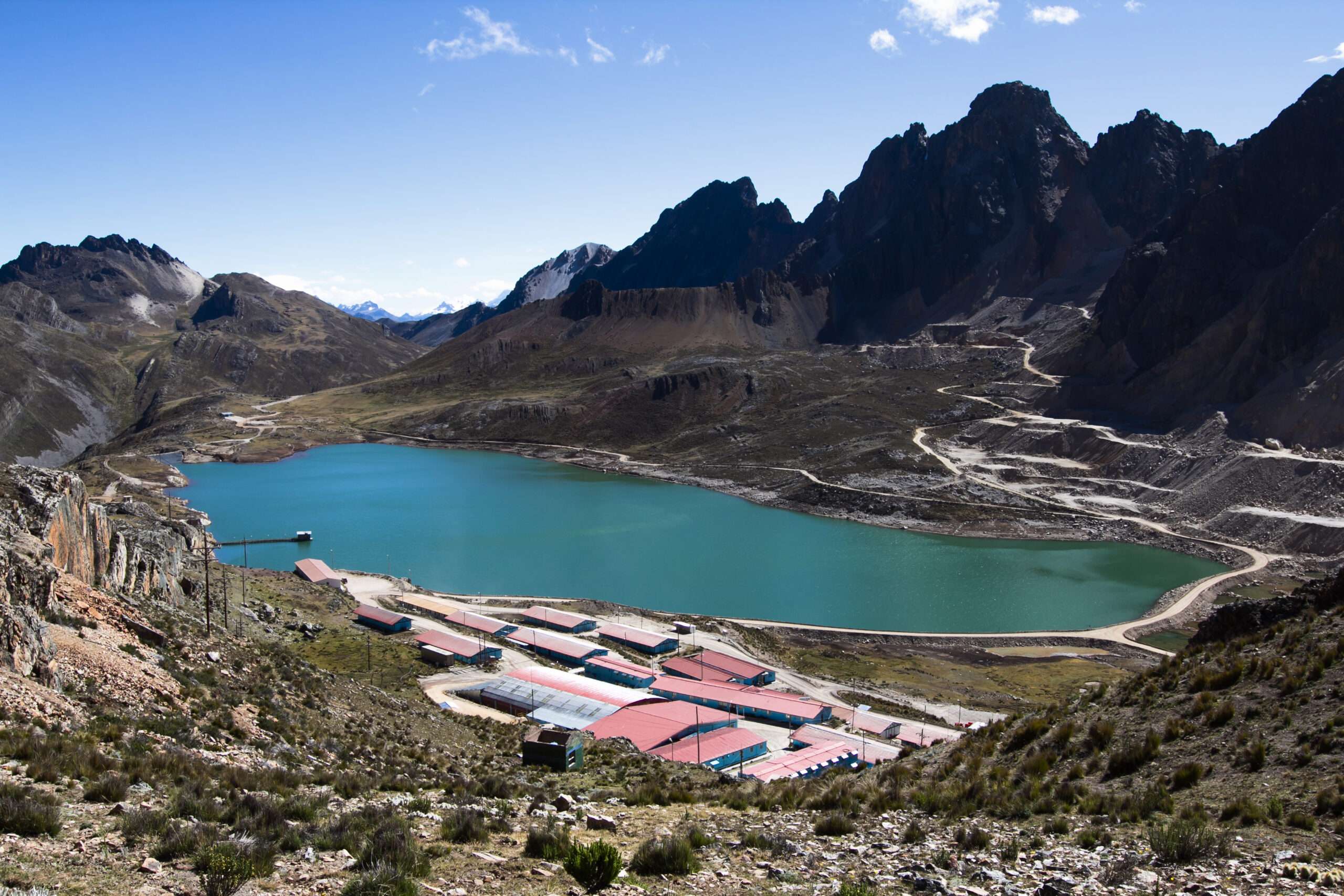 Alpayana: Compra de Sierra Metals en la mira pese a controversias