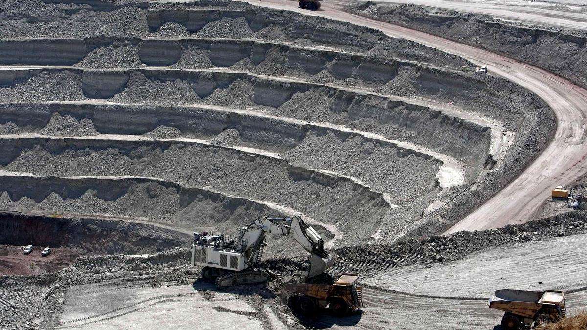 Pan American Silver consolida su liderazgo en plata con adquisición estratégica de MAG Silver