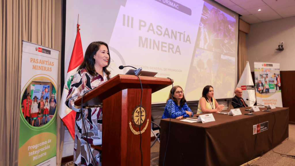 Pasantía minera MINEM Apurímac capacitación de líderes